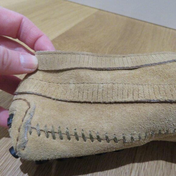 MINNETONKA Moccasin Loafer Fringe Booties Tan Suede Leather Western Casual - Picture 11 of 16